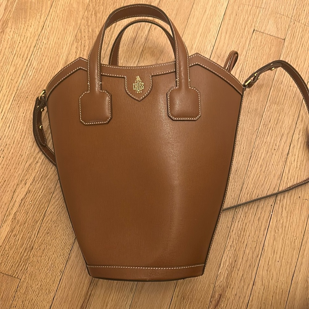 Mark Cross “Madeline” Saffiano leather bucket bag